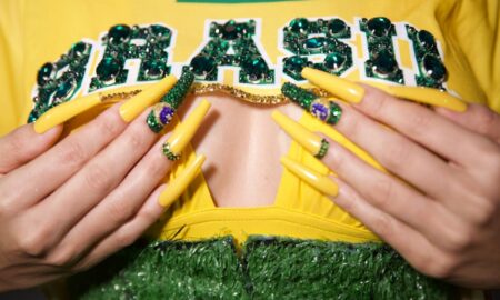 Unha decorada para Copa: nail designer Márcia Câmara ensina modelo para você torcer pelo Brasil